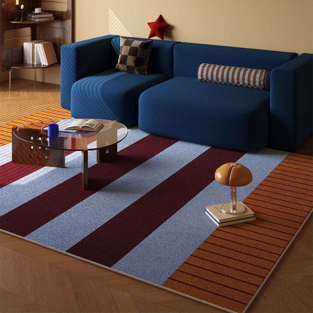 Interior Design Retail - Современный ковер с полосатым узором, коврик